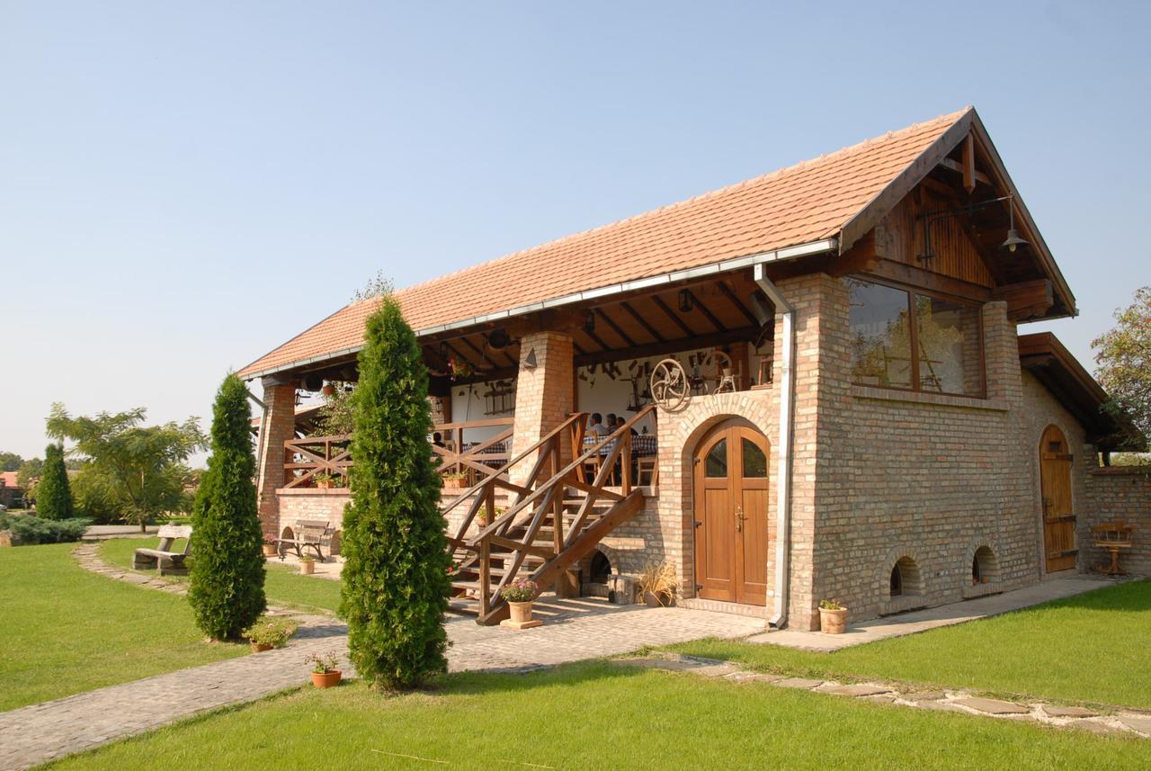 Отель Schwabenhaus Sandra Экстерьер фото